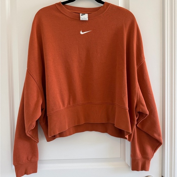 Women’s Nike Jumper - Oversized crew neck sweatshirt - Colour Red/Rust - Size M - Picture 1 of 3